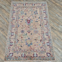 Sultani Ariana Rug 150cm x 100cm – Super Fine Ghazni Wool Rug in Soft Colours
