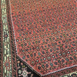 Hand-Knotted Persian Enjilas Rug 195cm x 153cm – Natural Wool Rug in Soft Red Tones