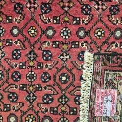 Hand-Knotted Persian Enjilas Rug 195cm x 153cm – Natural Wool Rug in Soft Red Tones Hand-Knotted Persian Enjilas Rug 195cm x 153cm – Natural Wool Rug in Soft Red Tones
