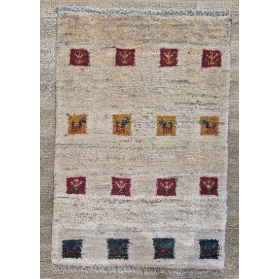 Persian Gabbeh Rug 90cm x 63cm – Thick Wool Pile Cream Rug Persian Gabbeh Rug 90cm x 63cm – Thick Wool Pile Cream Rug