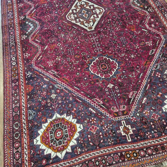 Persian Qashqai Rug 282cm x 170cm – Natural Wool Hand-Dyed Tribal Carpet Authentic Hand-Knotted Nomadic Rug Persian Qashqai Rug 282cm x 170cm – Natural Wool Hand-Dyed Tribal Carpet Authentic Hand-Knotted Nomadic Rug