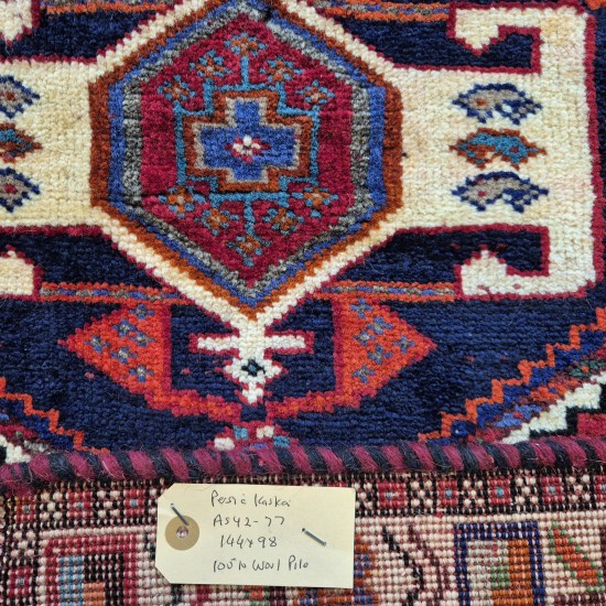 Qashqai Nomadic Persian Rug 144cm x 98cm – Red & Cream Wool Rug Authentic Qashqai Nomadic Persian Rug 144cm x 98cm – Red & Cream Wool Rug Authentic