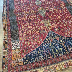 Vegetable Dyed Qashqai Nomadic Rug 236cm x 170cm – Soft Red Tribal Wool Carpet