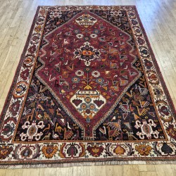 Hand-Knotted Persian Shiraz Carpet 260x171cm – Wool Pile, Wool Foundation, Mixed Colours